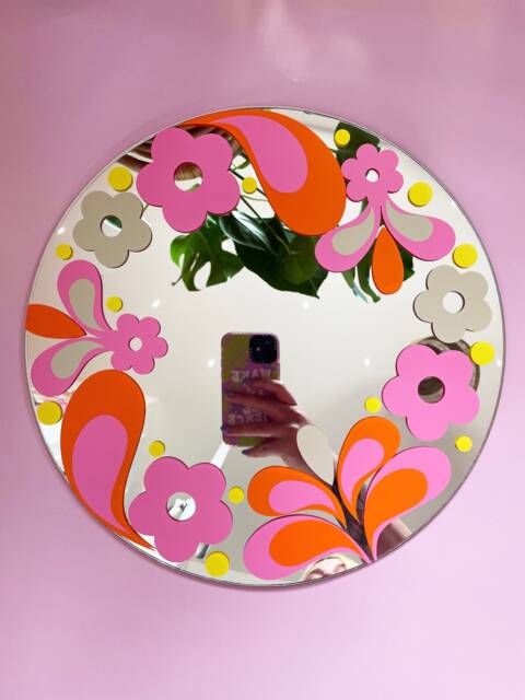 Retro 60S Circle Mirror - image 1
