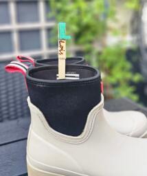 Personalised Children's Wellies Pegs/Welly Boot Peg, Gloves Any Age - thumbnail 1