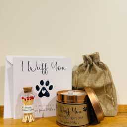Personalised Mother's Day Candle Gift From Dog - I Wuff You - thumbnail 3