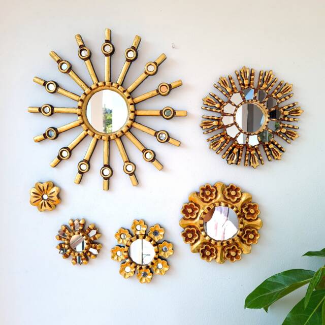 "Peruvian Mirrors ""Rosal Skull Collection" - image 1