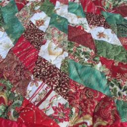 Modern Christmas Tree Skirt, Quilted Decoration, Decor, Red Gold Green - thumbnail 3