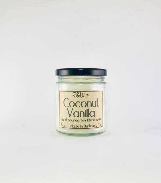 Coconut Vanilla Candle - image 1