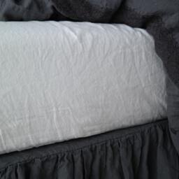 Linen Fitted Sheet. Sheet in King, Queen & Custom Sizes. Pre Washed Linen Sheets - thumbnail 2