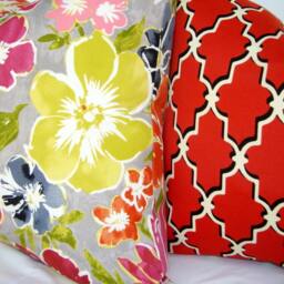 Red Geometric Pillow Cover, Designer Indoor/Outdoor Cushion - thumbnail 4