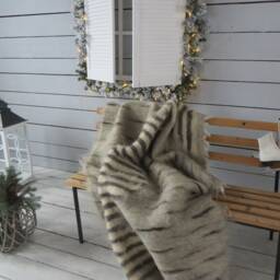 Handmade Shaggy Wool Blanket Gray Rustic Bed Throw - thumbnail 2