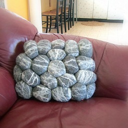 Spectacular Alpaca Felt Rug Handmade in The Form Of Pebbles - thumbnail 3