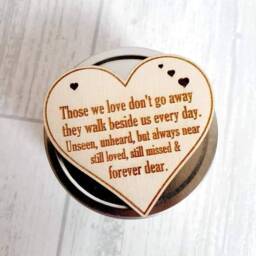 Memorial Vanilla Soy Candle Sympathy Gift With Magnetic Heart - thumbnail 2