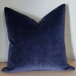 Gp & J Baker Royal Garden Sapphire & Omega Velvet Cushion Cover 43x43 cm - thumbnail 3