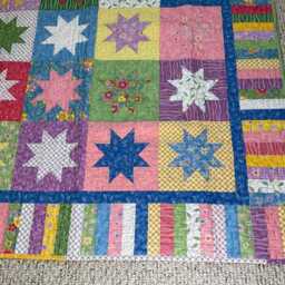 Handmade Star Quilt, Pastel Colors, Crib Size Throw - thumbnail 4