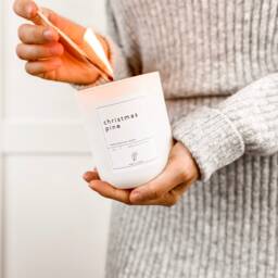Christmas Pine Winter Soy Candle Gift Vegan Festive Natural Fir & Spruce Scent Holiday Box For Her Secret Santa Christmas - thumbnail 2