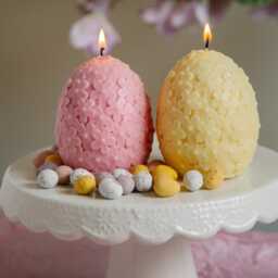 Carved Flower Easter Egg Candle Handmade Soy Wax Decor - thumbnail 3