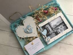 Personalised Handcrafted 18Th Birthday Photo Frame Wooden Plaque Gift Hamper Set Keepsake Letterbox - thumbnail 1