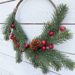 Small Christmas Hoop Wreath Pine, Red Holly Berries, Kitchen Decor - thumbnail 2