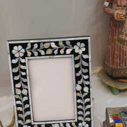 Handcrafted Mother Of Pearl Inlay Photo Frame - Elegant 8x10 - thumbnail 4