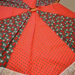 Christmas Tree Skirt - thumbnail 3