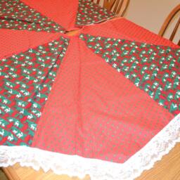 Christmas Tree Skirt - thumbnail 2