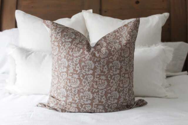 Floral Print Cotton Cushion With Insert, Farmhouse Style - 45x45cm - image 1