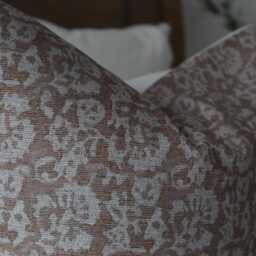 Floral Print Cotton Cushion With Insert, Farmhouse Style - 45x45cm - thumbnail 2