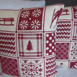 Holiday Pillows.slipcovers.ski.sled.christmas Decor.winter Decor.red.cream.toss Pillows.throw Pillows.lumbar Pillows.lodge.ski Resort Decor - thumbnail 3