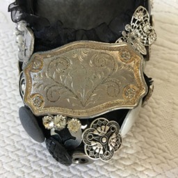 Handmade Button Shoe, Jewelry High Heel. Dresser Accent To Hold Favorites. Fleecy Grey Cushion Insert. Black & White Heel Shoe - thumbnail 2
