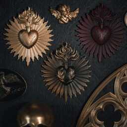 Ardour Sacred Heart Plaque - Gothic Gallery Wall Decor Religious Handmade By The Blackened Teeth - thumbnail 1