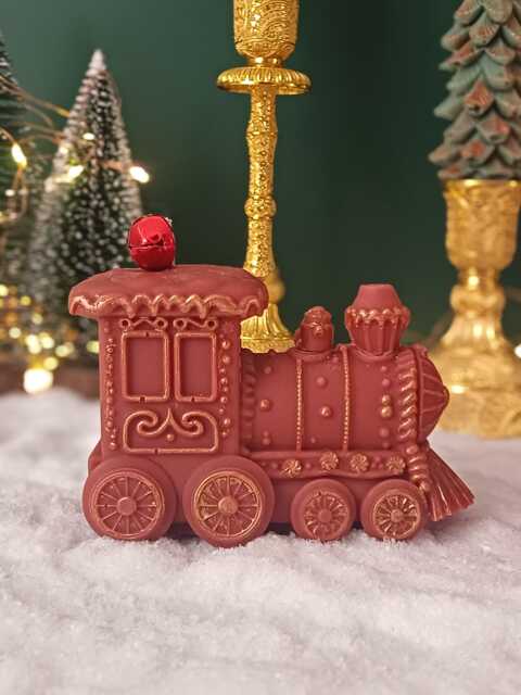 Gingerbread Train Christmas Candle Eco-Friendly Soy & Beeswax, Decor - image 1