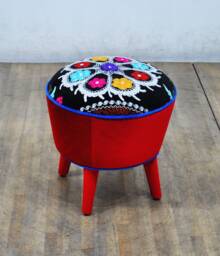 Suzani Pouf - Red Love - thumbnail 1