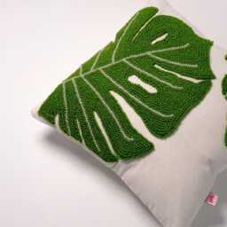 Monstera Leaf Punch Needle Pillow Cover Green Botanical Linen Cushion - 42x42 cm - thumbnail 3