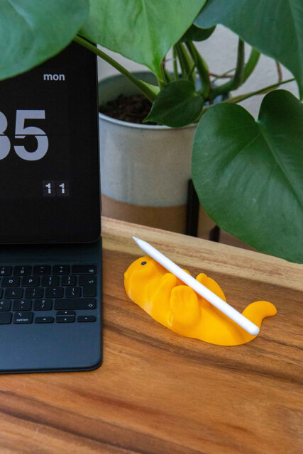 Little Otter Apple Pencil Holder - Desk Ornament - image 1