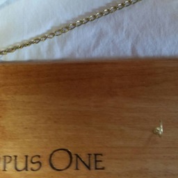 Wooden Wine Box Lid Made Into A Key Holder - thumbnail 3
