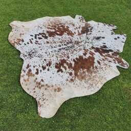 Brown & White Speckled Cowhide Rug-Genuine Cow Skin Rug For Western Home Decor-Brazillian Rug-Luxurious Large Floor Area - thumbnail 2