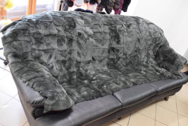 Real Rex Rabbit Fur Blanket Throw Green Color, Home Warmer - image 1