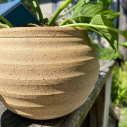Macrame Pottery Planter - Hanging - thumbnail 3