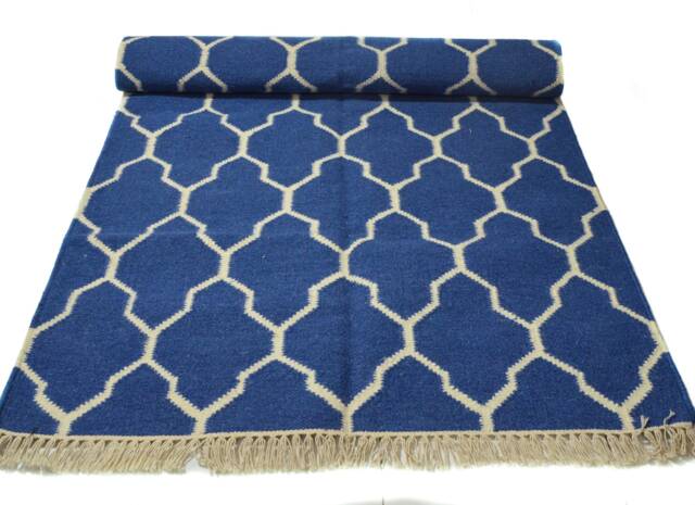 Blue & White Handwoven Rug, Cotton Wool Blend - 3.1 X 5 Ft - image 1