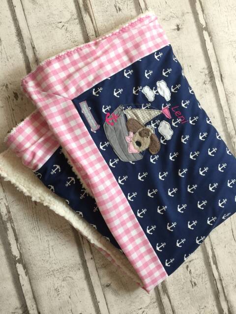 Baby Blanket/Cuddly Blanket Dog in Boat Kd1300 - image 1