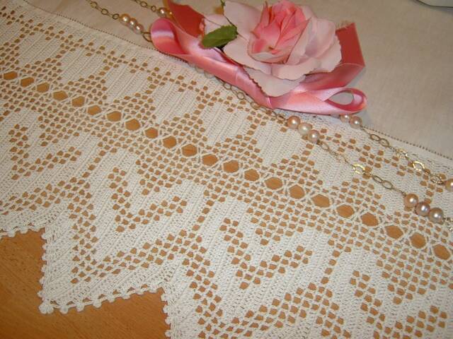 Crochet Lace With Hearts in White Cotton - Filet Border Ready To Apply Border For Curtain & Tablecloth 52cm X 22cm - image 1