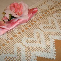 Crochet Lace With Hearts in White Cotton - Filet Border Ready To Apply Border For Curtain & Tablecloth 52cm X 22cm - thumbnail 2