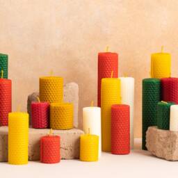 Handrolled Beeswax Candle - Small 5cm Honeycomb Pillar Christmas Eco Gift - thumbnail 3