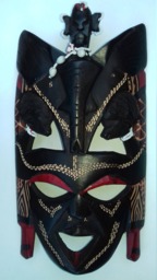 African Maasai Wooden Mask From Kenya - thumbnail 1