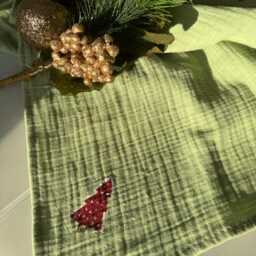Handmade Muslin Baby Blanket - Christmas Tree Print, Green Swaddle, Holiday Nursery Decor, 80x90 cm - thumbnail 2