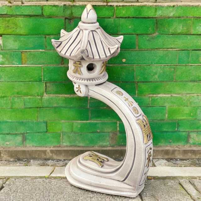 Arched Stone Pagoda Lantern Concrete Garden Sculpture Outdoor Zen Ornament Curved Meditation Light Cement Yard Decor Asian Style Gift - image 1