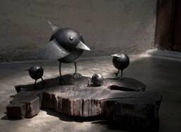 Metal Sculpture On Wood Base, Iron Birds Mother & Children By The Steel Style Things