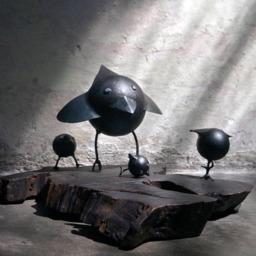 Metal Sculpture On Wood Base, Iron Birds Mother & Children By The Steel Style Things - thumbnail 3