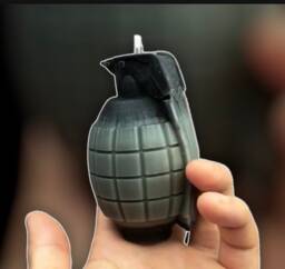 Grenade Candles/Candle/Figure/Sculpture/Candle 3D/Scented/Gift/Home Decor/Design/Design Candle/Fashionable Candle/Art/Deco/Unique/Bomb - thumbnail 1