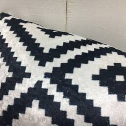 Handwoven Silk Ikat Pillow Cover 12x20, Modern Home Decor - thumbnail 3