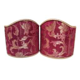 Pair Of Clip-On Wall Sconces Shield Shades Cardinal Rubelli Silk Jacquard Les Indes Galantes Pattern Mini Lampshade - Handmade in Italy - thumbnail 1
