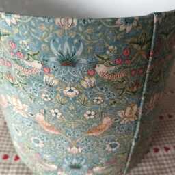 20cm Table Lampshade, - Seconds Strawberry Thief Mini Design - thumbnail 4