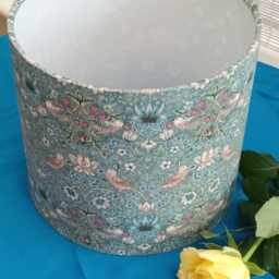 20cm Table Lampshade, Strawberry Thief Mini Design - thumbnail 3
