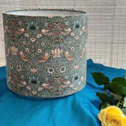 20cm Table Lampshade, Strawberry Thief Mini Design