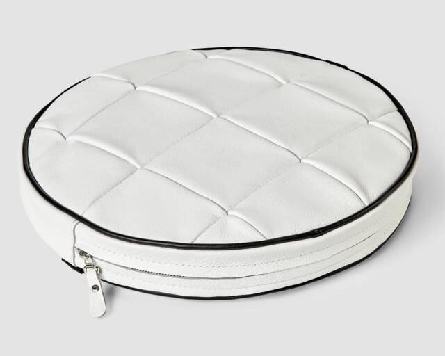 "Round Chair Seat Cushion. Difrent Size 14-20"" 2-4" - image 1